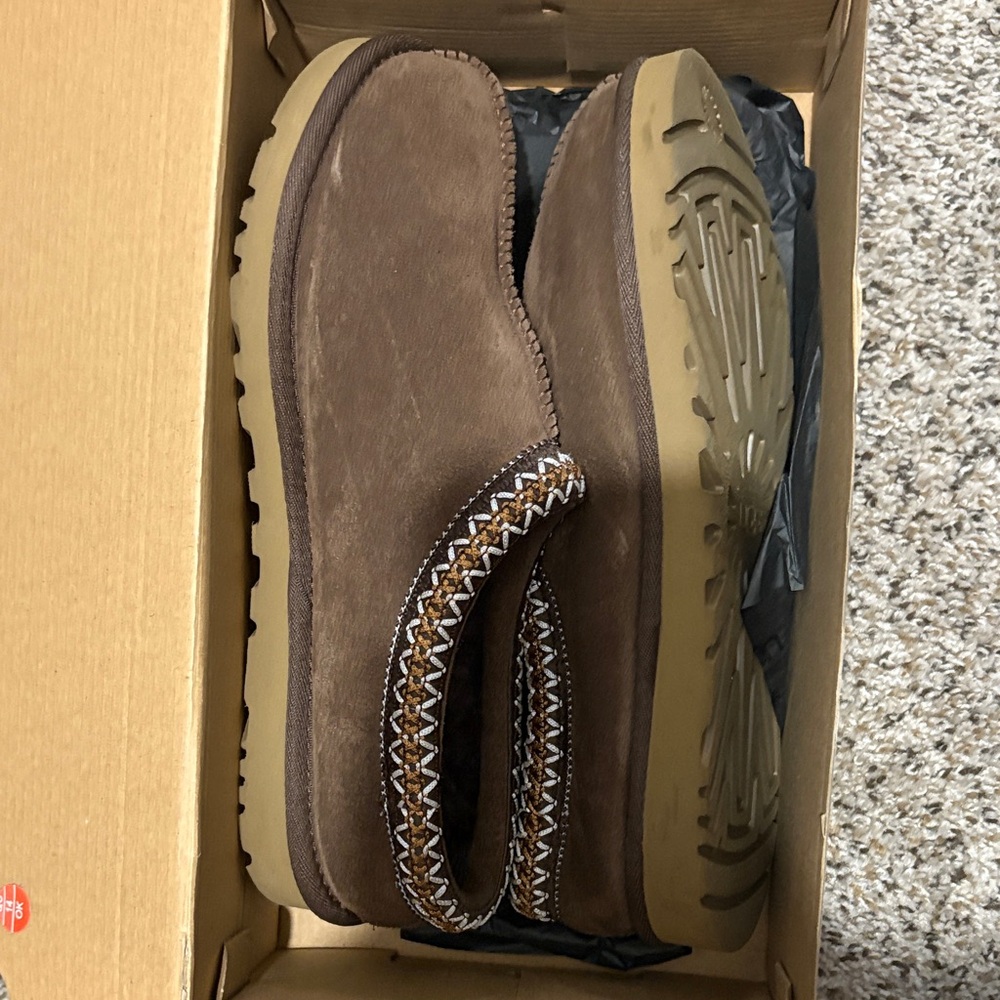Brown Ugg tasmans